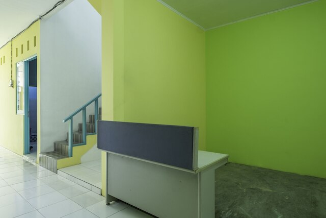 OYO ライフ 1889 ムブアページ