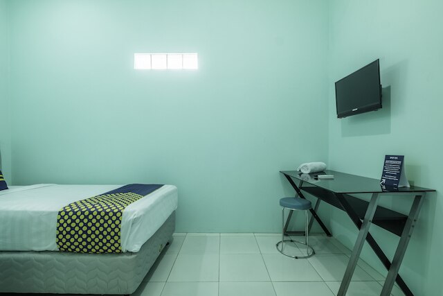 OYO ライフ 1889 ムブアページ