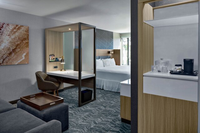 スプリングヒル スイーツ バイ マリオット ヒルトン ヘッド アイランド