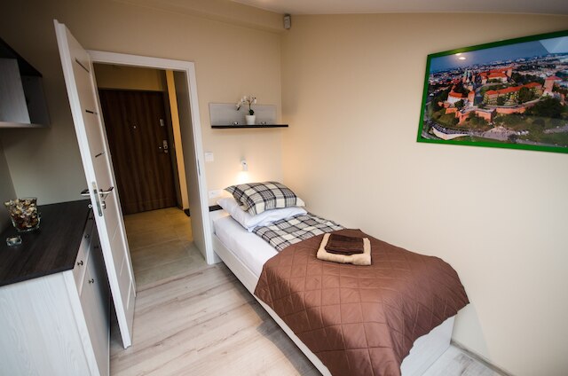 オールド タウン ビスワ プレミアム アパートメンツ