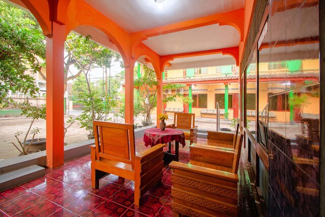 スーパー OYO 1788 ハウス 24