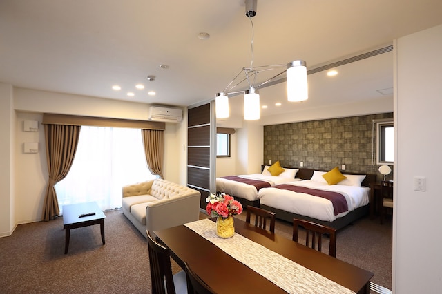 Marina Sunrise Osaka Bay