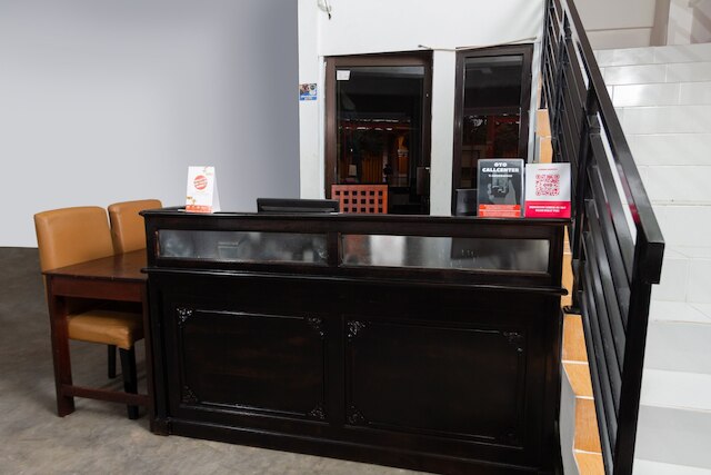 ホテル O ヨグヤカルタ ニア ウニベルシタス ガジャ マダ フォーマリー セリナス ゲストハウス