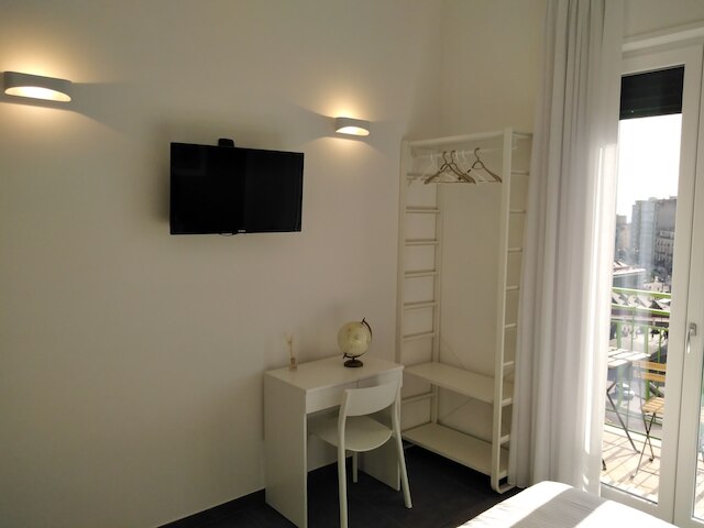 デリア ルームズ & ギャラリー