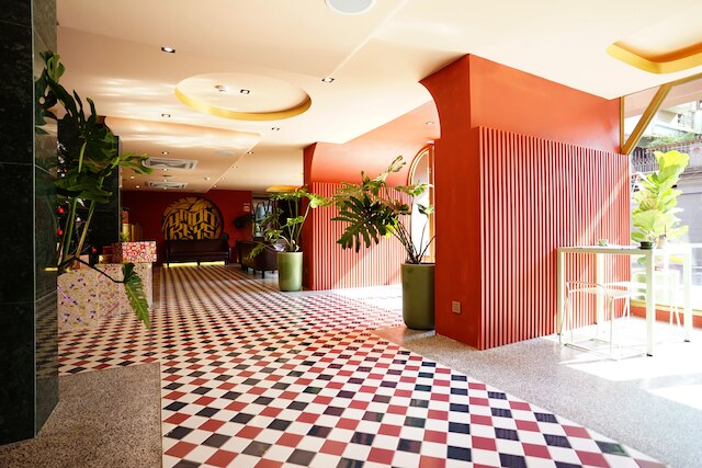 4 モンキーズ ホテル