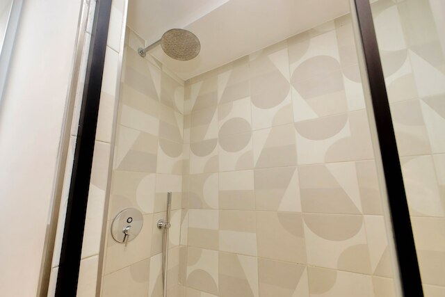 ユールーム バイト