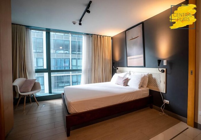 ワン アップタウン レジデンシズ、セントラル フラッツ