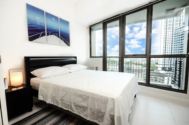 KLタワー - PHステイケーション