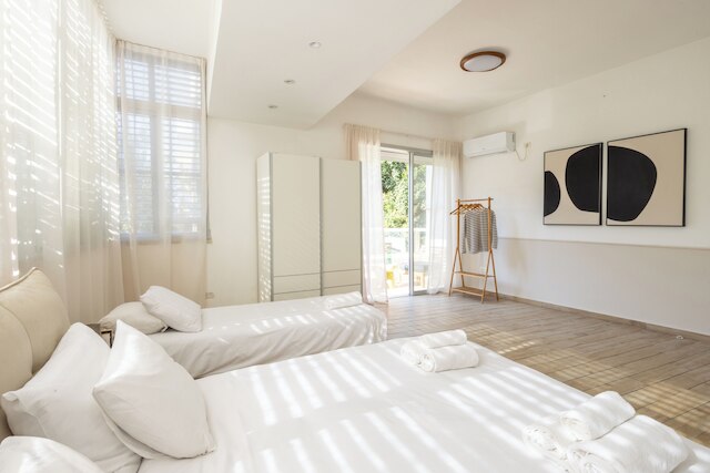 テルアビブの中心部に位置、モダン、バルコニーあり - ベッドルーム 3 室 & バスルーム 3 室