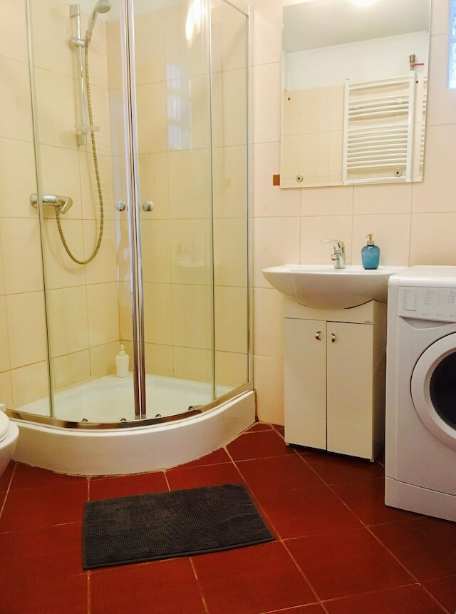 アパートメント トゥイプ スタンダード - UL、ホザ 40