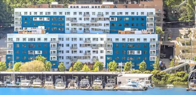 ワン レイクフロント