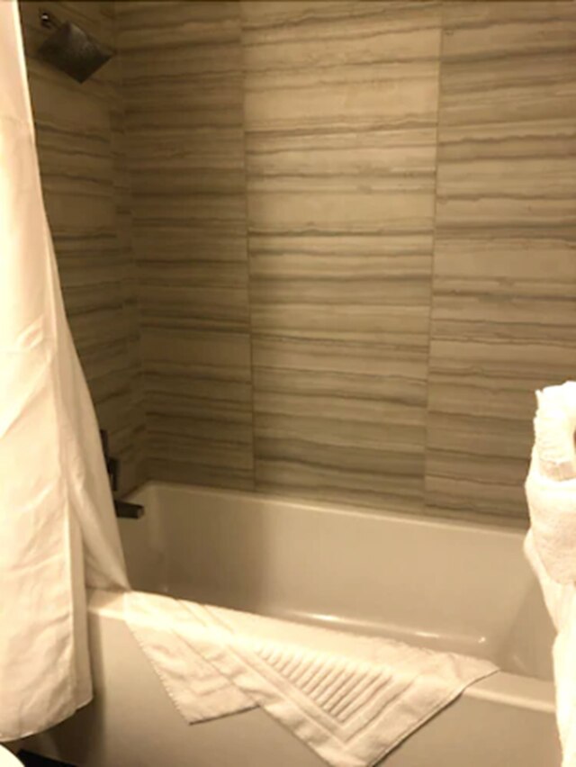 ワン レイクフロント