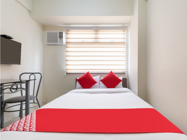 スーパー OYO 474 ニザミ コンドテル