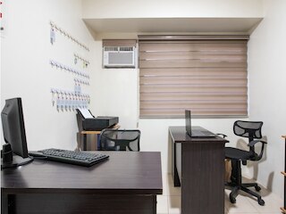 スーパー OYO 474 ニザミ コンドテル