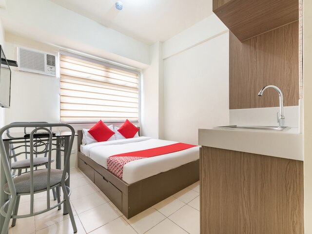 スーパー OYO 474 ニザミ コンドテル