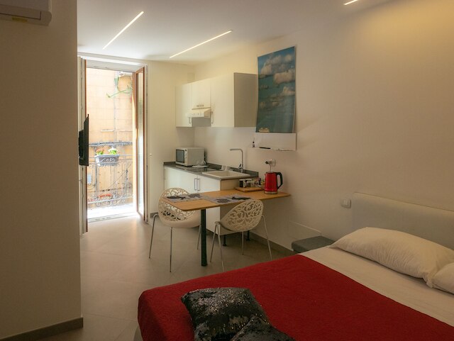 サン フランチェスコ ルームズ L.T.