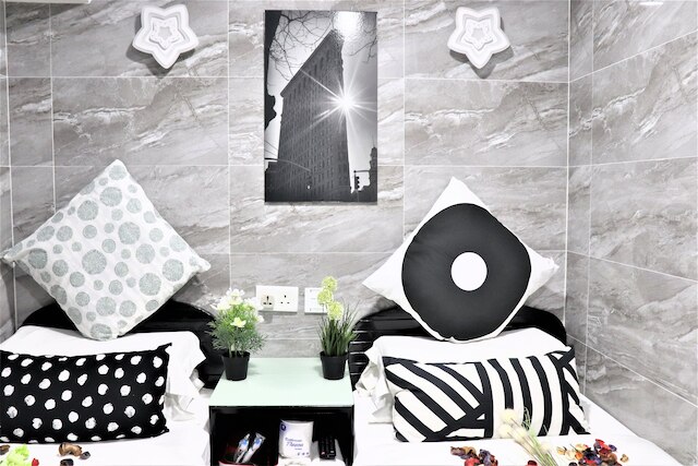 メトロシティ ラウンジ (大都市賓館)