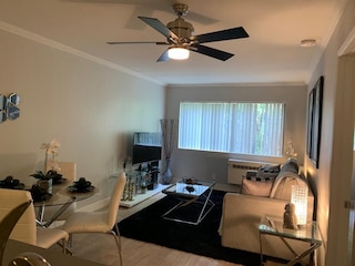 ハリウッド チャーミング バケーション