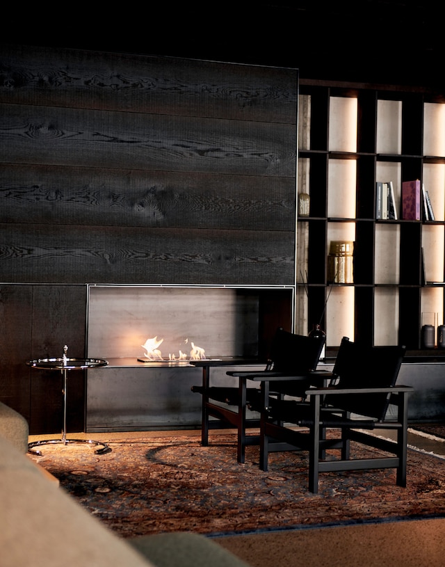 カール オーガスト (近隣ホテル)