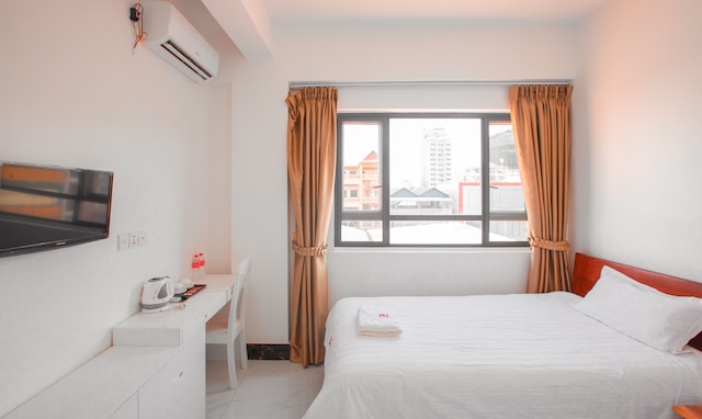 カンボディア エレン ホテル