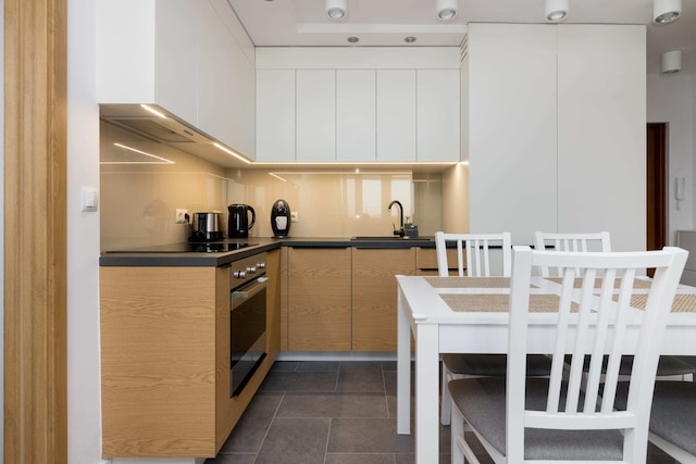 オホタ ホームリー アパートメント