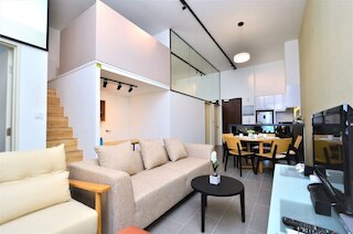 EST リンク トゥ LRT KL セントラル バンサー