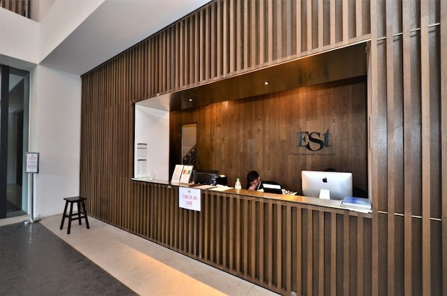 EST リンク トゥ LRT KL セントラル バンサー