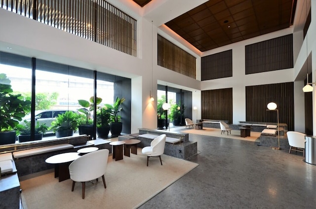 EST リンク トゥ LRT KL セントラル バンサー