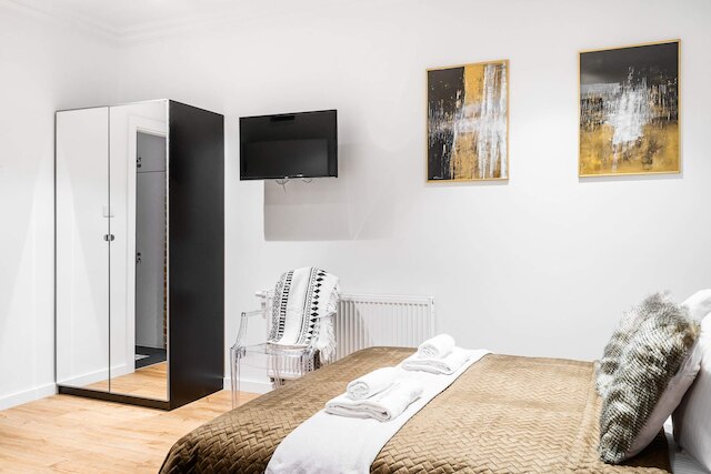 メイン スクエア アパートメンツ - ロフトアフェア