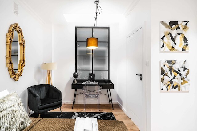 メイン スクエア アパートメンツ - ロフトアフェア