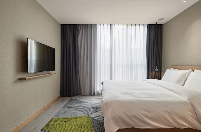 EBO ホテル 杭州 ウーリンメン (憶泊城市芸術酒店 杭州武林門店)