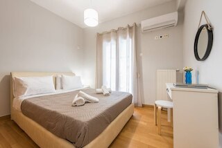 セントラル フラット、快適な日当たりのよいテラスあり