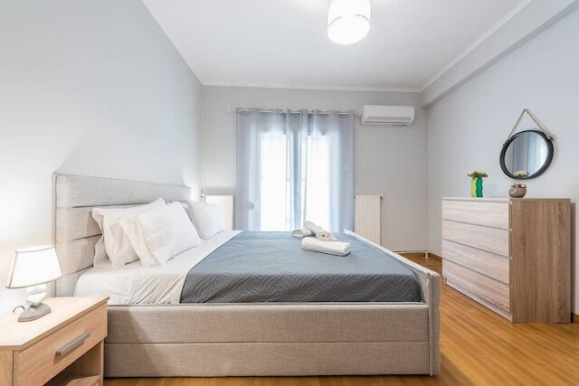 セントラル フラット、快適な日当たりのよいテラスあり