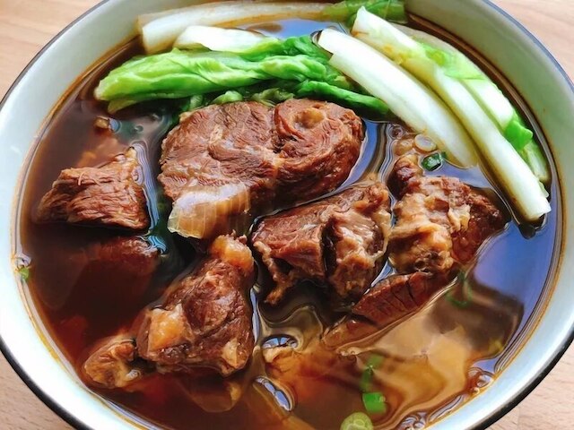 ジア シン ホット スプリング リゾート ヤンミン シャン (加馨溫泉大飯店陽明山)