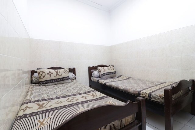 ホテル オマ アンペル シャリア