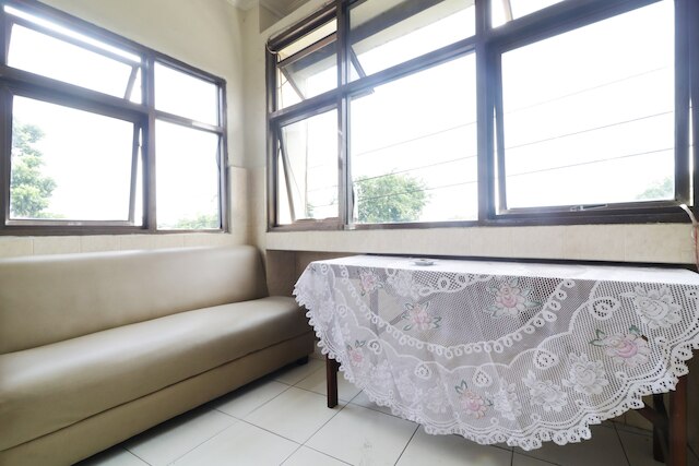 ホテル オマ アンペル シャリア