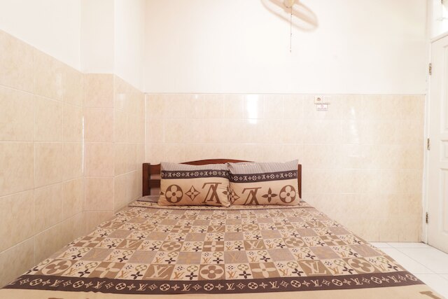 ホテル オマ アンペル シャリア