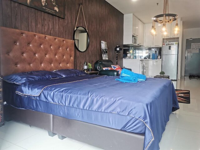 メルク サマー スイート KLCC アット ペンギン ホームズ