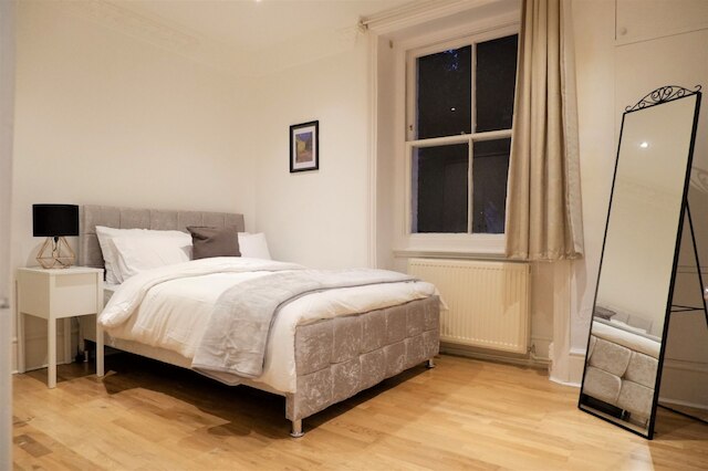 オックスフォード アパートメンツ