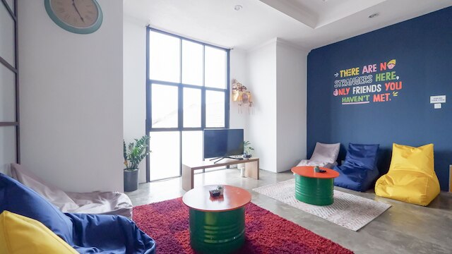 フェロ B&B ホステル クタ - 大人限定