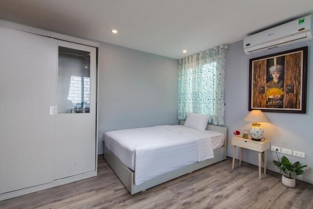 ジ アート - フン ヴィエト ニア チュック バック レイク