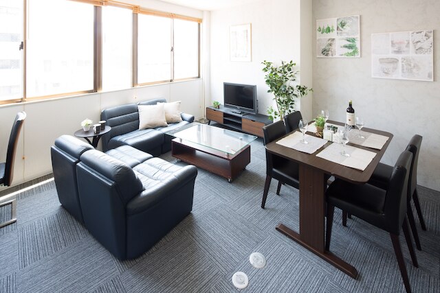 坂本ビル 4 階 Modern Gray