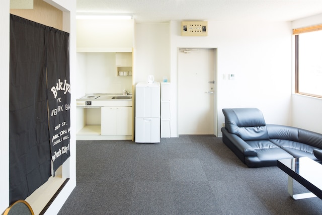 坂本ビル 6 階 Excellent Black