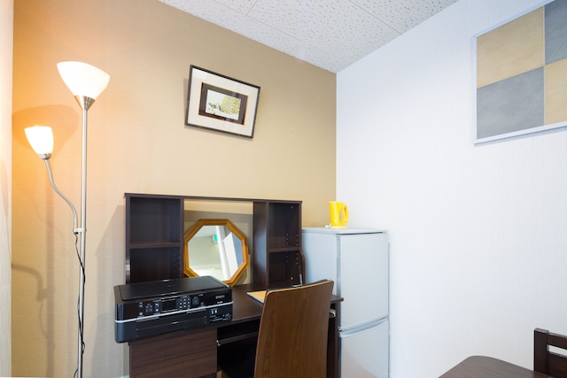 坂本ビル 7 階 Wa Modern