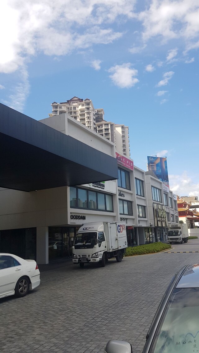 ザ ハブ SS2 バイ マナティドゥール