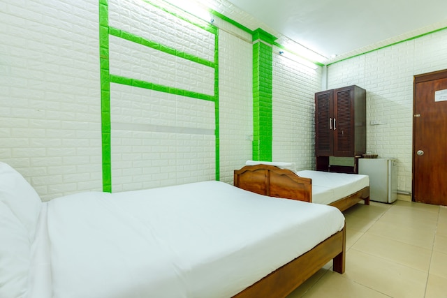 OYO 604 クイーン ホテル