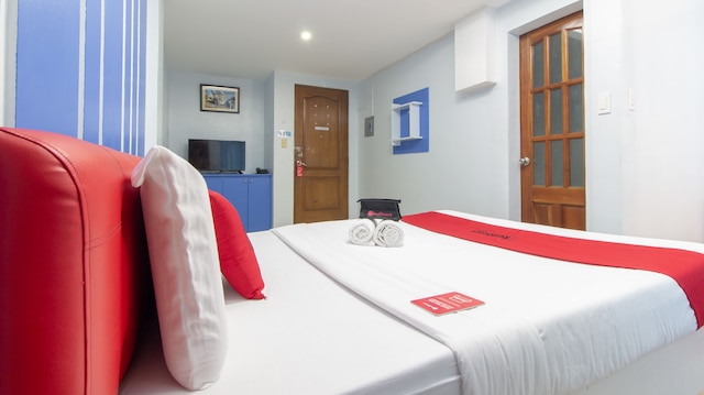 レッドドアーズ アットドゥ ビルダーズ ルームズ Ph2 タギッグ