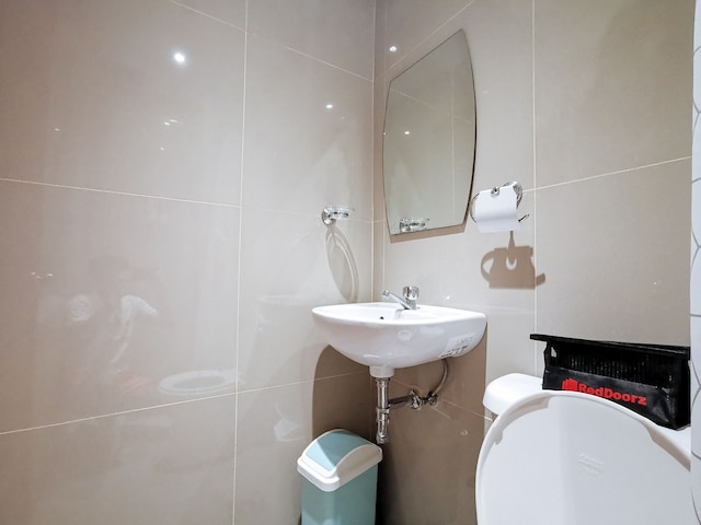 レッドドアーズ プラス ニア バンコ セントラル ナグ フィリピナス ダヴァオ