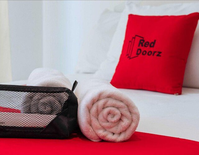 レッドドアーズ プラス ニア バンコ セントラル ナグ フィリピナス ダヴァオ