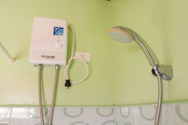 レッドドアーズ ニア マリバゴ バランガイ ホール